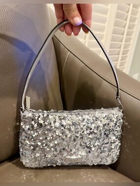 Kate Spade New York KIKI CONVERTIBLE WRISTLET